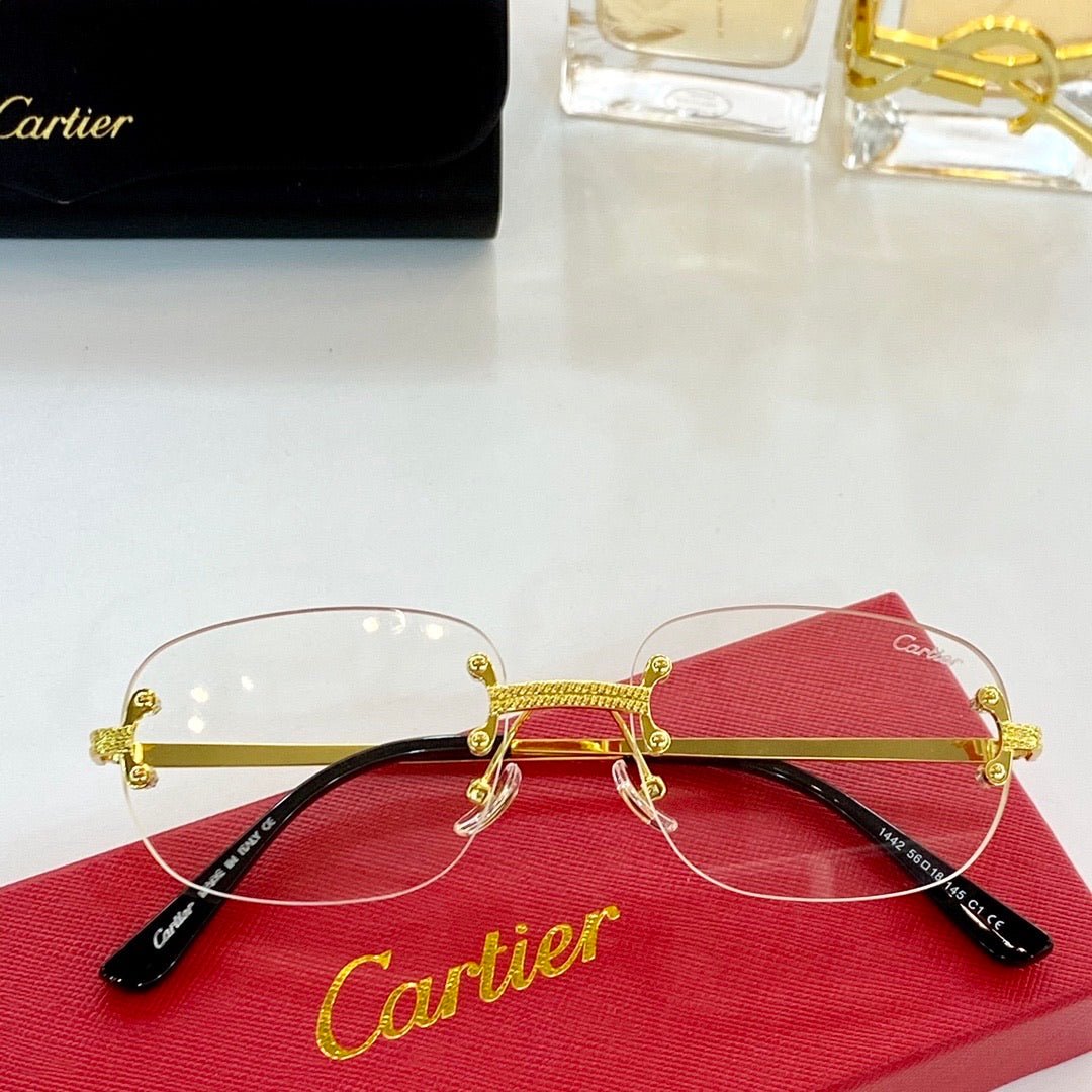 18FC022F-6FC5-C03B-6951-6A41E2F7FBED